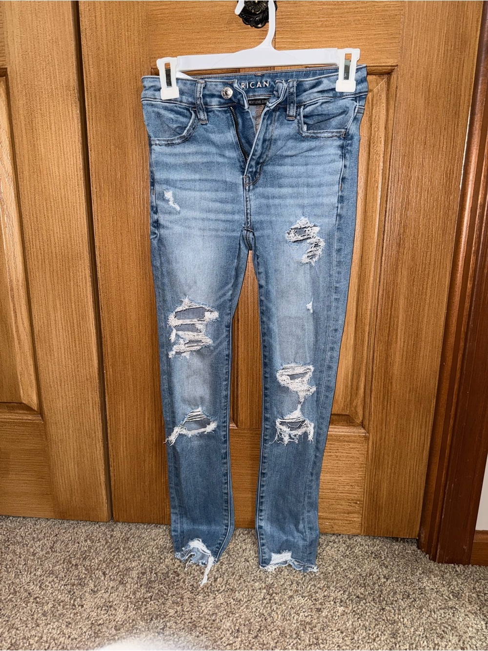 American Eagle Outfitters Light Blue Distressed Skinny Jeans
